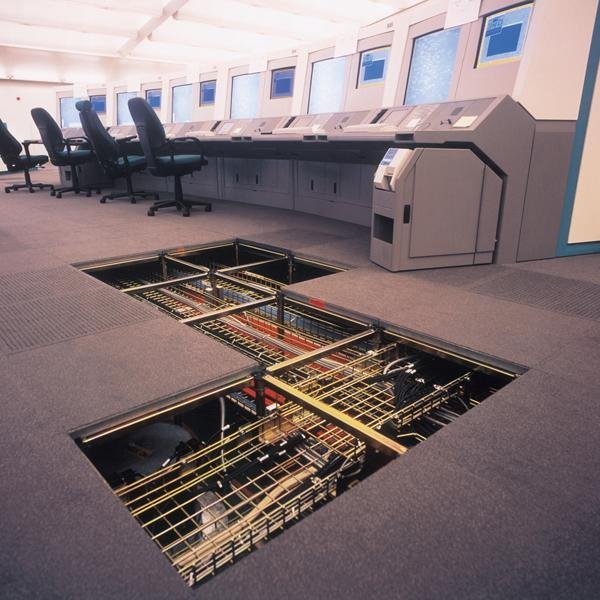 The​ Evolution of Raised Access Floors: Understanding ⁤De Rocking Technology